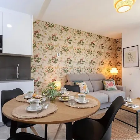 Skyview Martiricos Daire